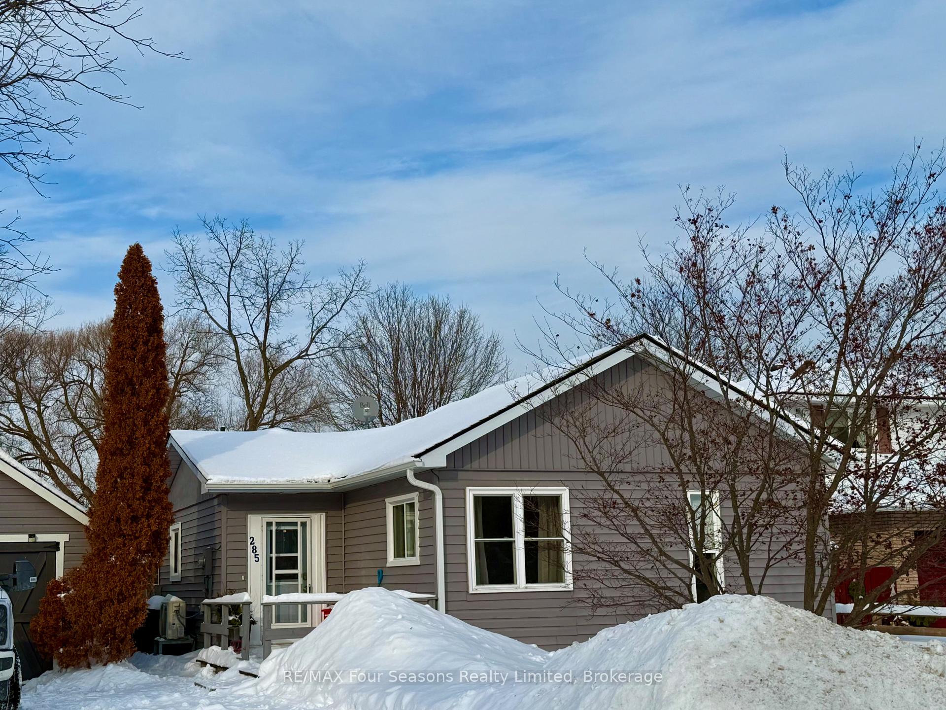 Photo 2 of 285 Second Street, Collingwood — HOMEH