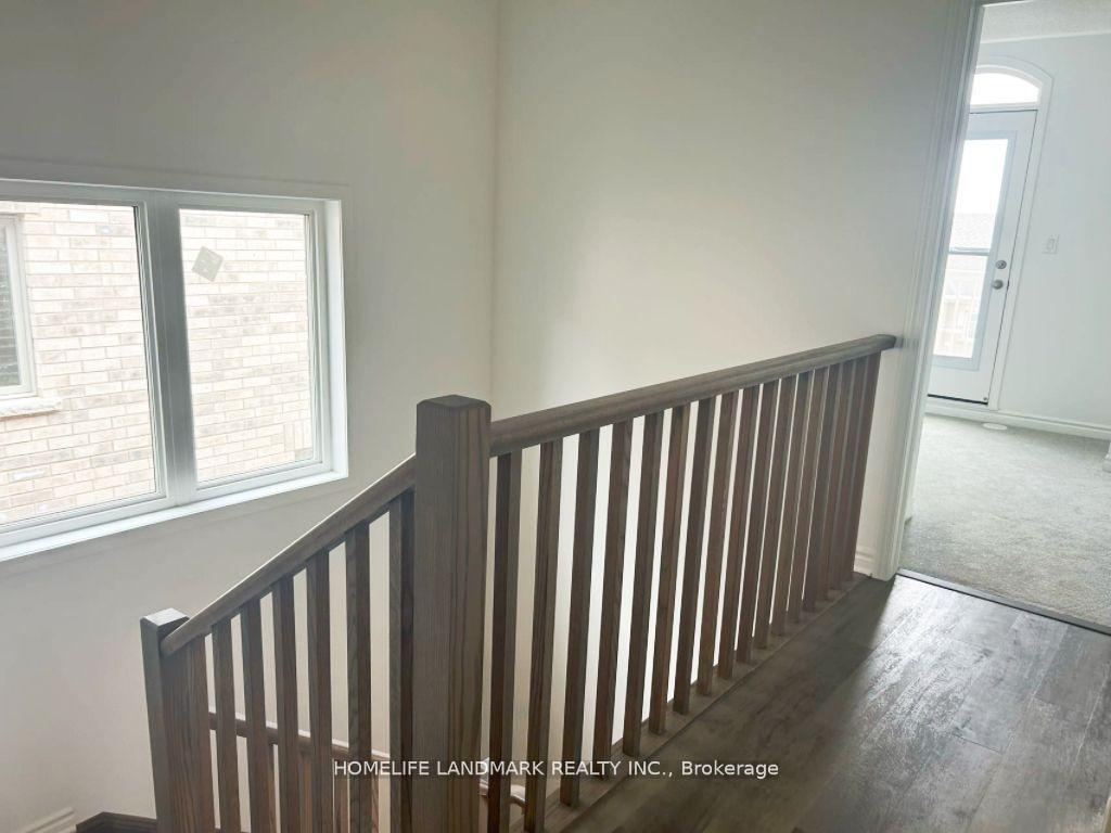 Photo 7 of 1833 Thames Circle, Milton, Bowes — HOMEH