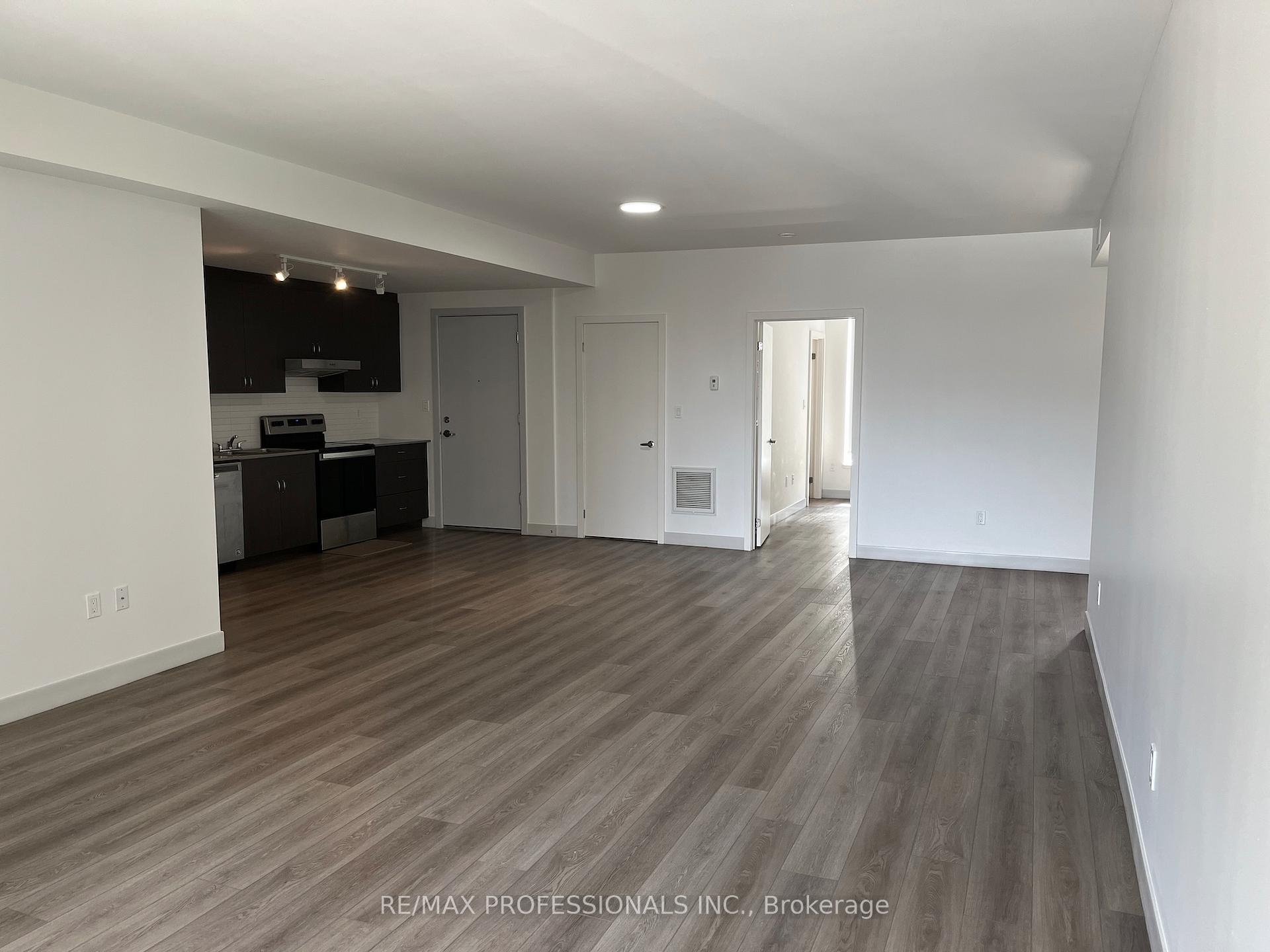 Photo 6 of Unit 201, 37 Antrim Crescent, Scarborough, Dorset Park — HOMEH