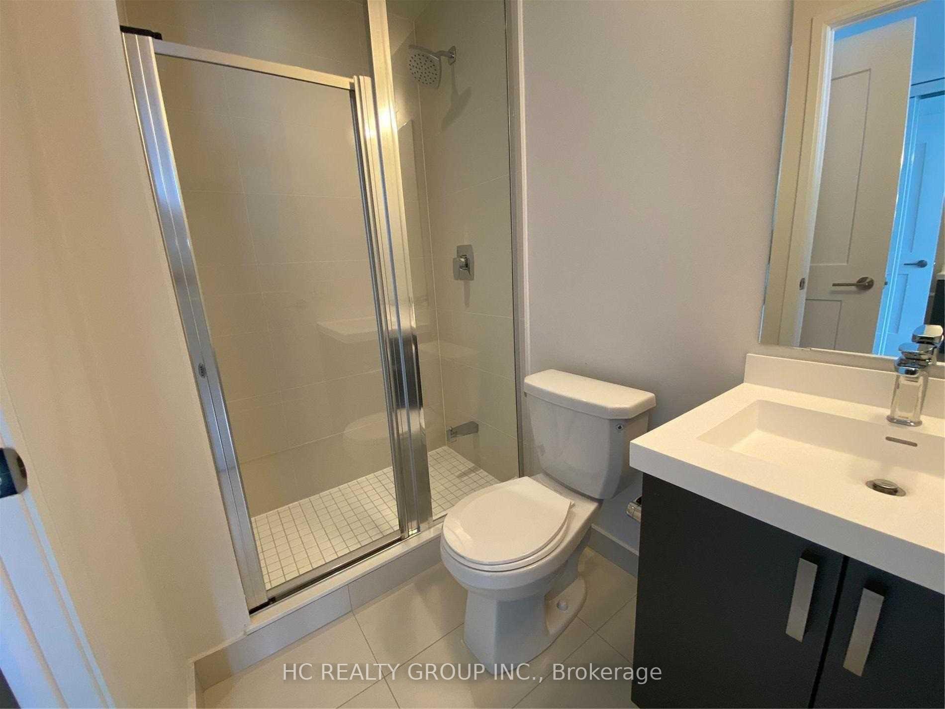 Photo 7 of Unit Th02, 1010 Portage Parkway, Vaughan, Concord — HOMEH