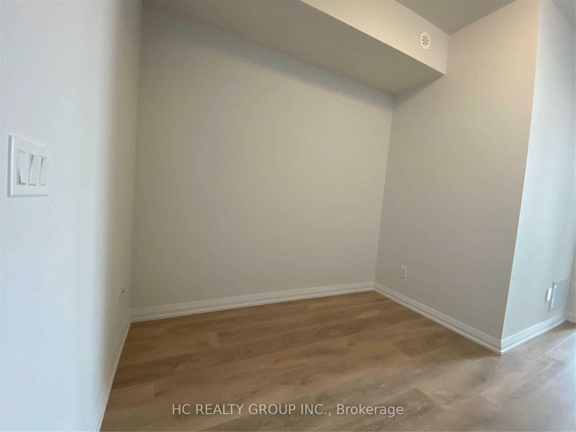 Photo 10 of Unit Th02, 1010 Portage Parkway, Vaughan, Concord — HOMEH