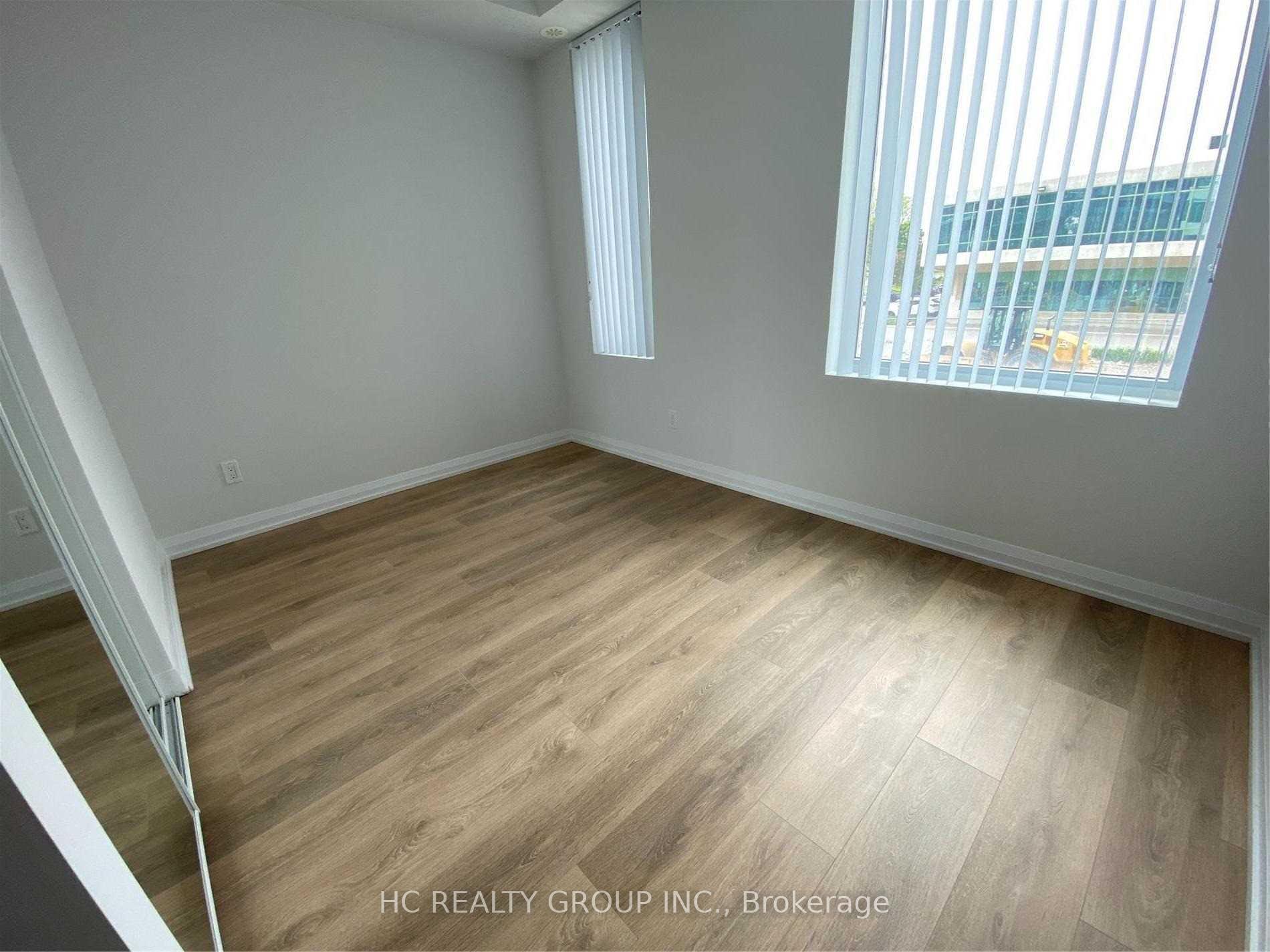 Photo 9 of Unit Th02, 1010 Portage Parkway, Vaughan, Concord — HOMEH