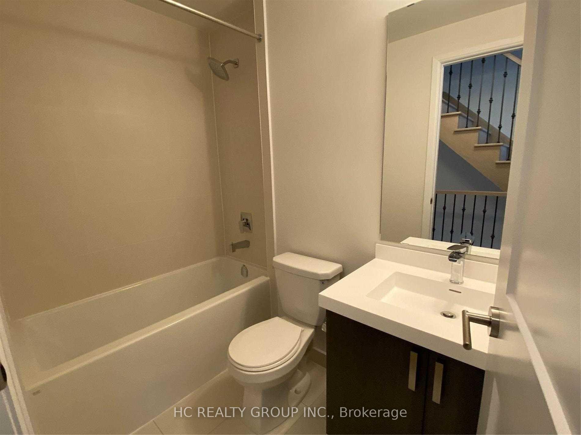 Photo 12 of Unit Th02, 1010 Portage Parkway, Vaughan, Concord — HOMEH