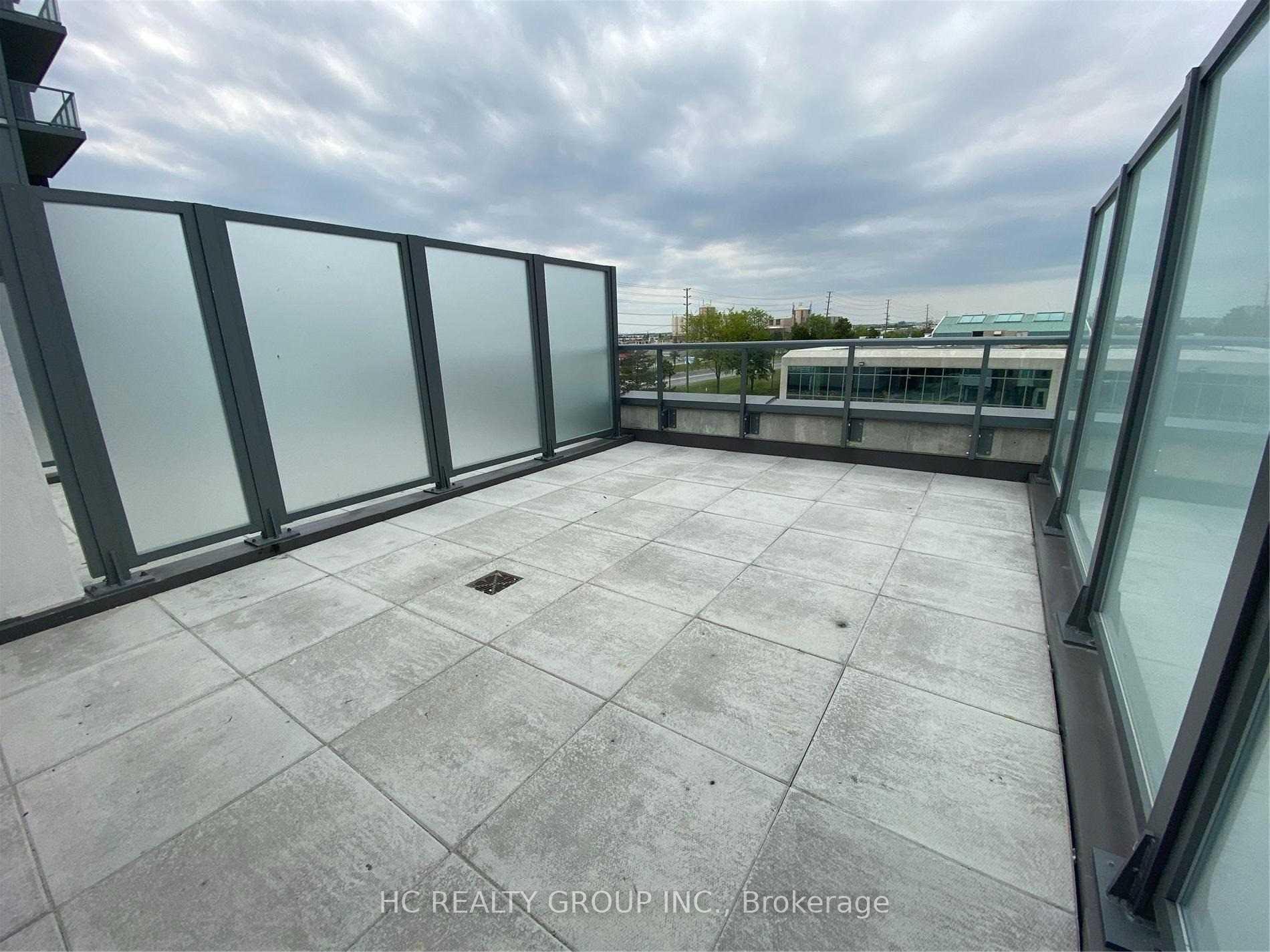 Photo 4 of Unit Th02, 1010 Portage Parkway, Vaughan, Concord — HOMEH
