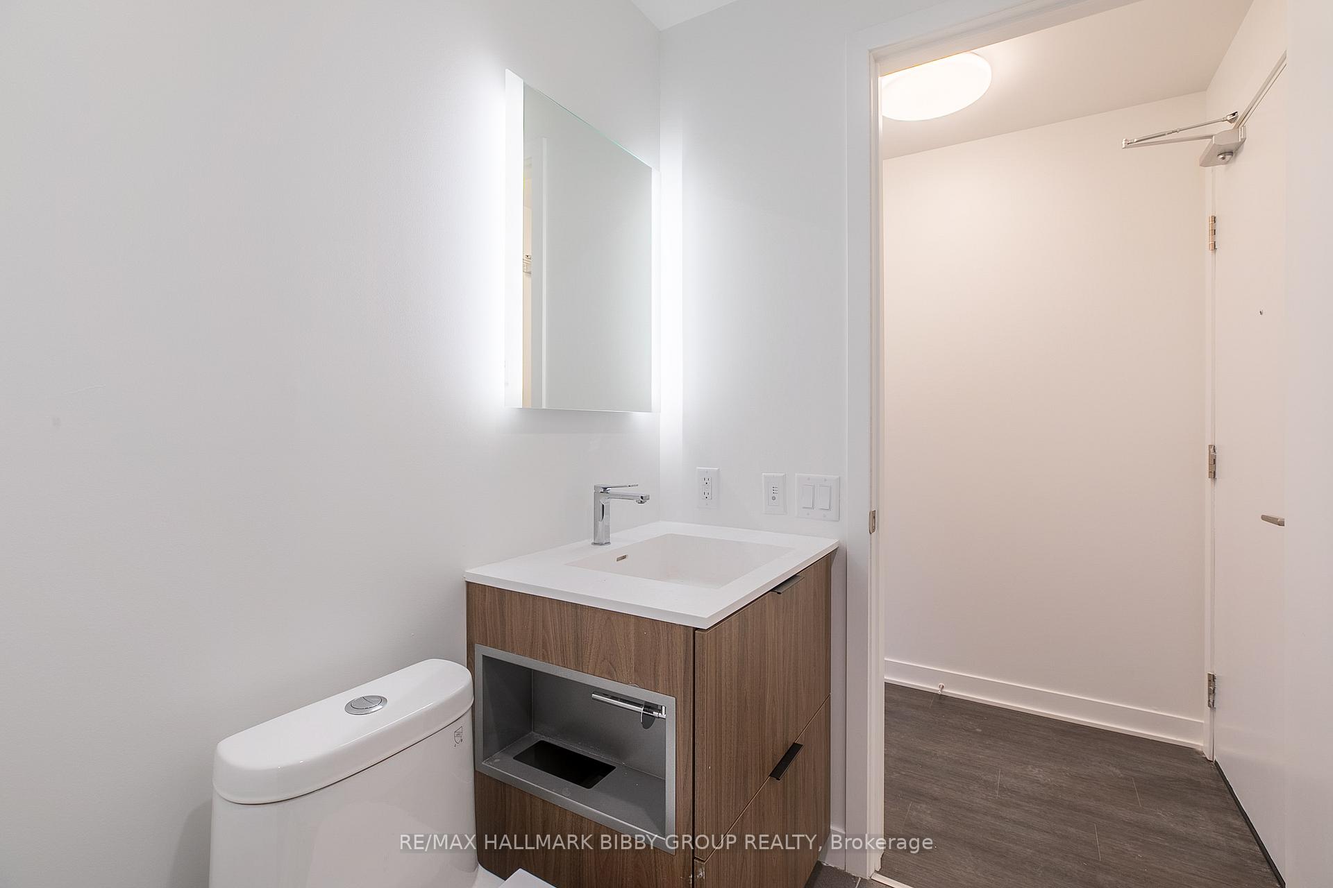 Photo 9 of Unit 607, 185 Alberta Avenue, Toronto, Wychwood — HOMEH