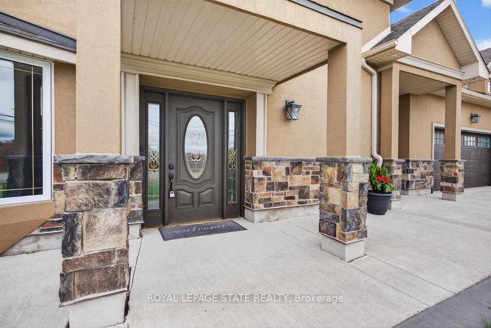 Photo 2 of 74 Green Mountain Road E, Hamilton, Rural Stoney Creek — HOMEH