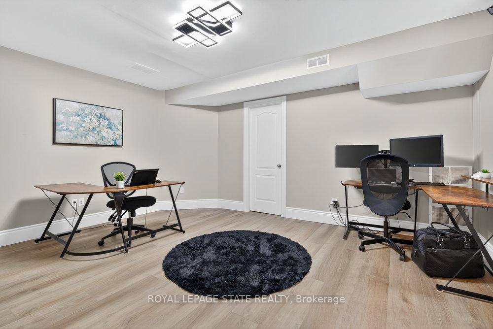 Photo 17 of 74 Green Mountain Road E, Hamilton, Rural Stoney Creek — HOMEH