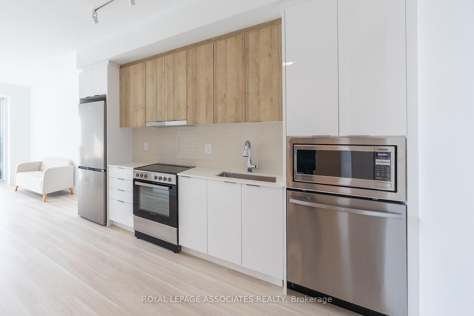 Photo 9 of Unit B-723, 9751 Markham Road, Markham, Greensborough — HOMEH