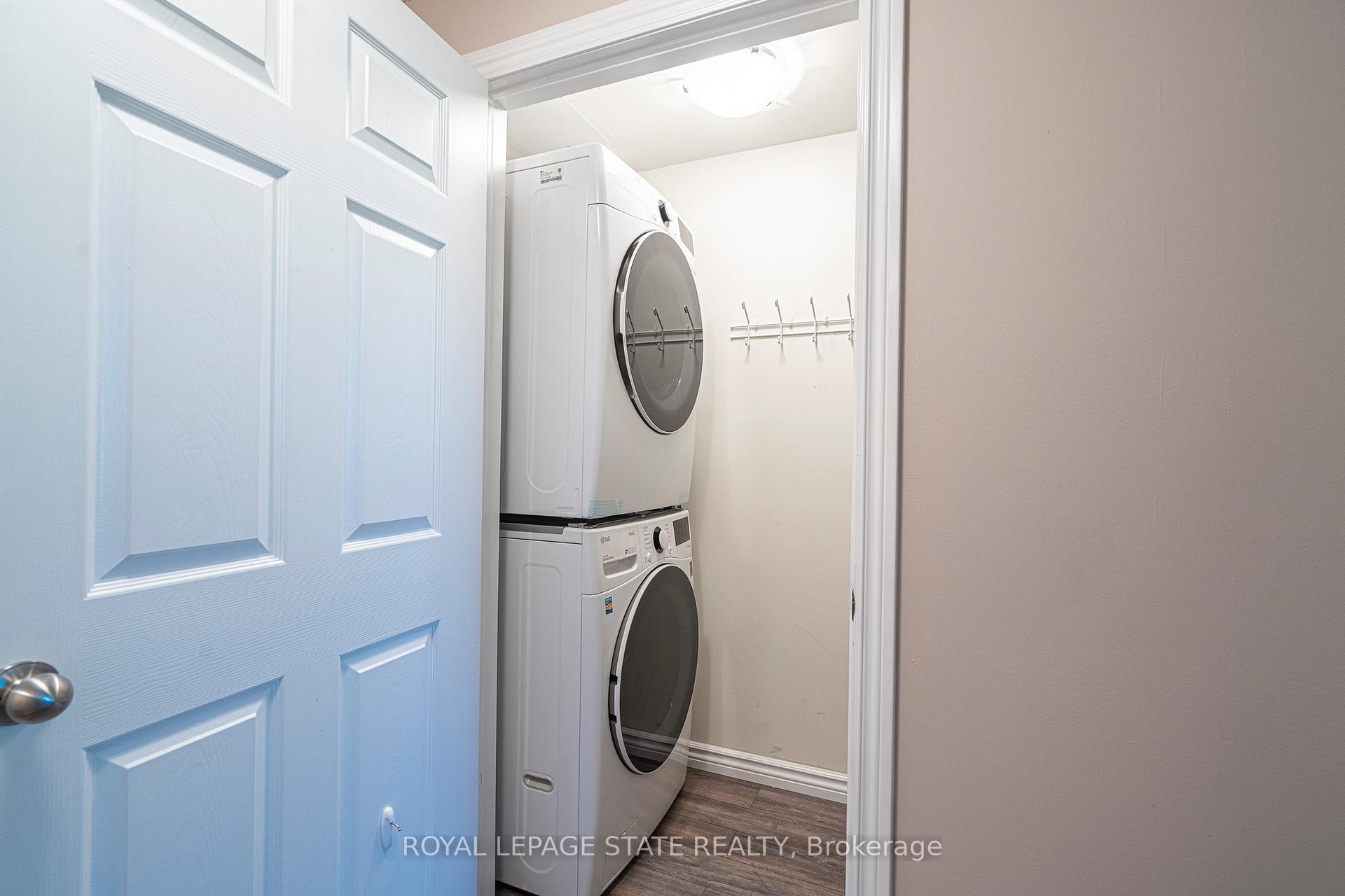 Photo 3 of Unit 105, 200 Limeridge Road W, Hamilton, Rolston — HOMEH