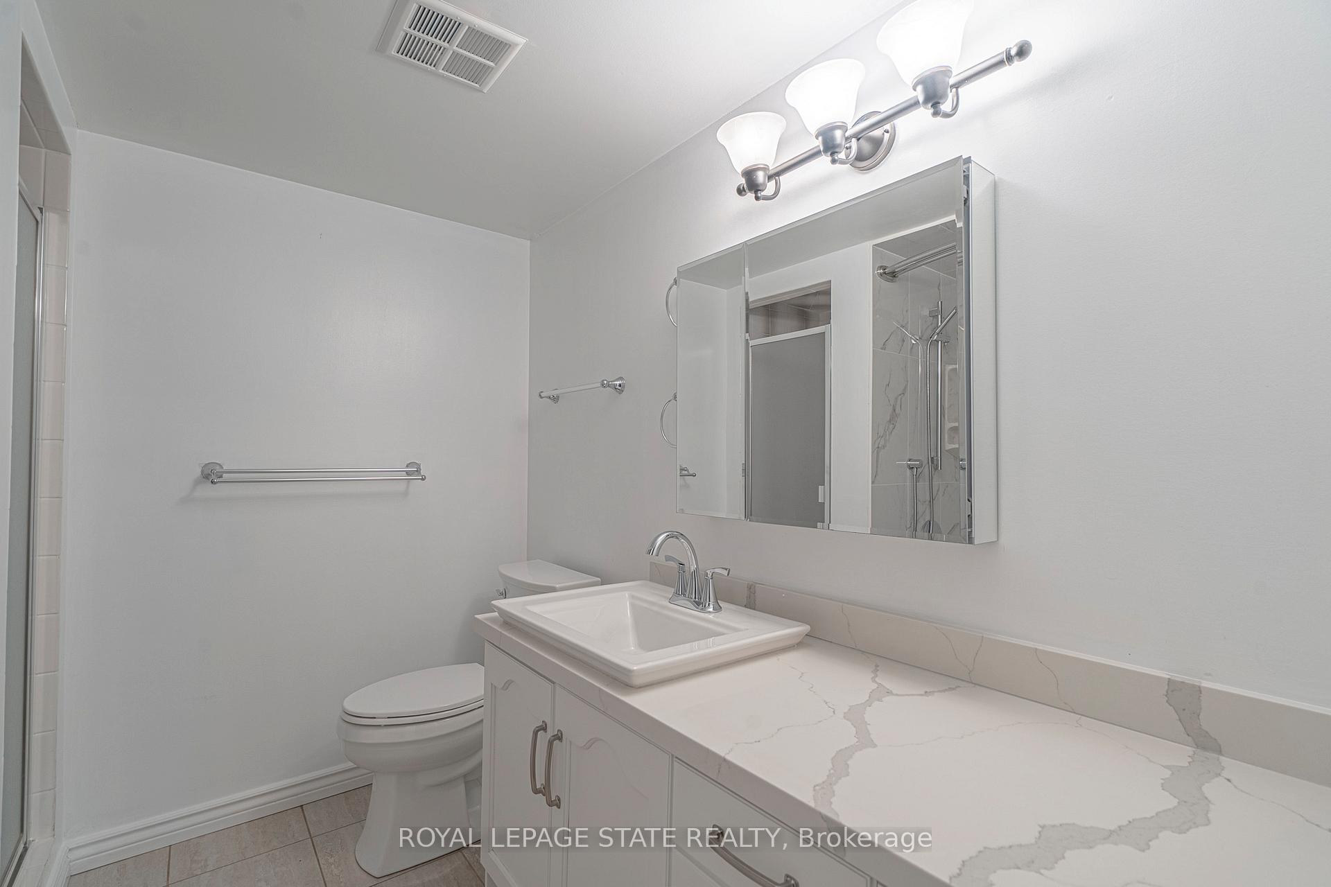 Photo 23 of Unit 105, 200 Limeridge Road W, Hamilton, Rolston — HOMEH