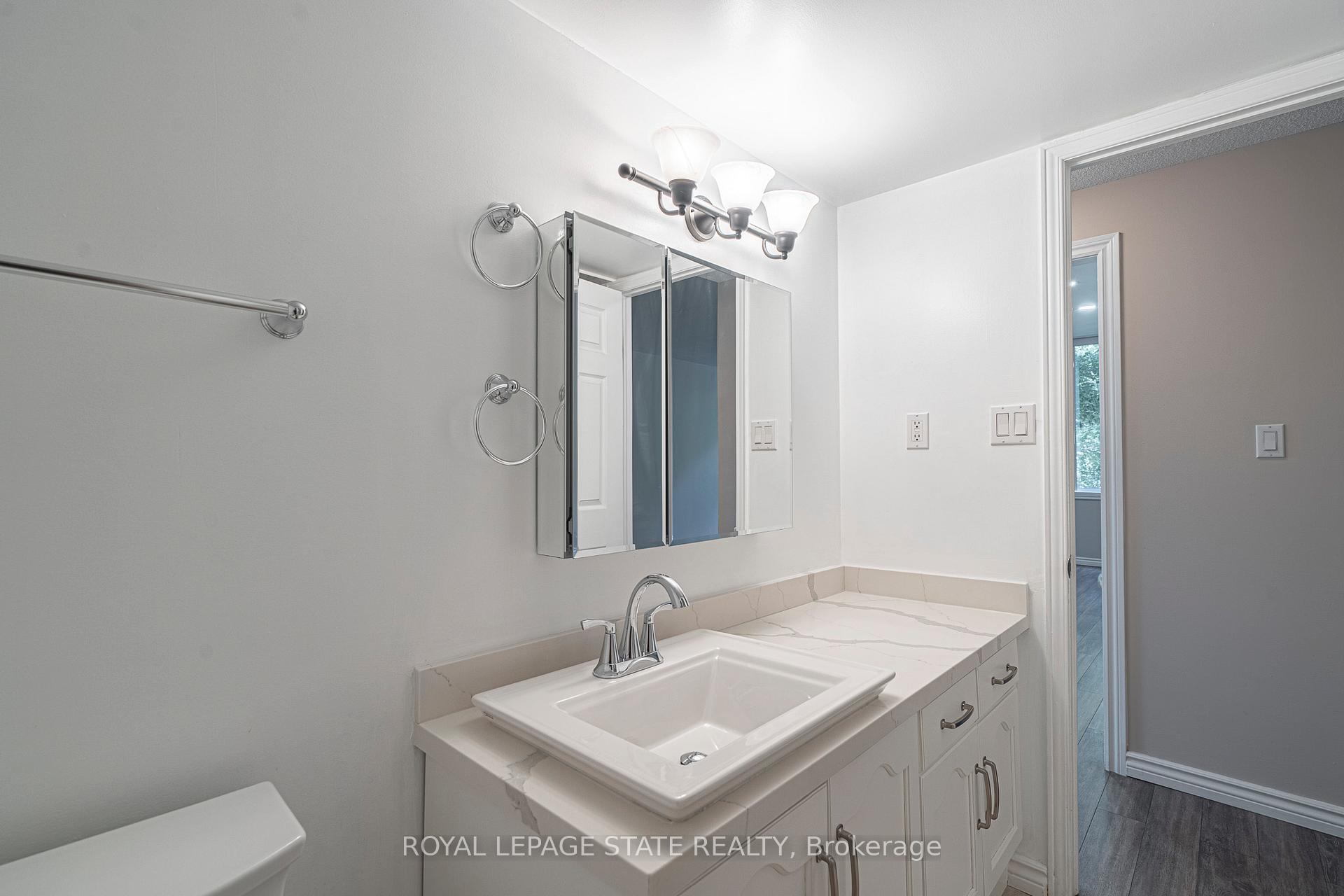 Photo 30 of Unit 105, 200 Limeridge Road W, Hamilton, Rolston — HOMEH