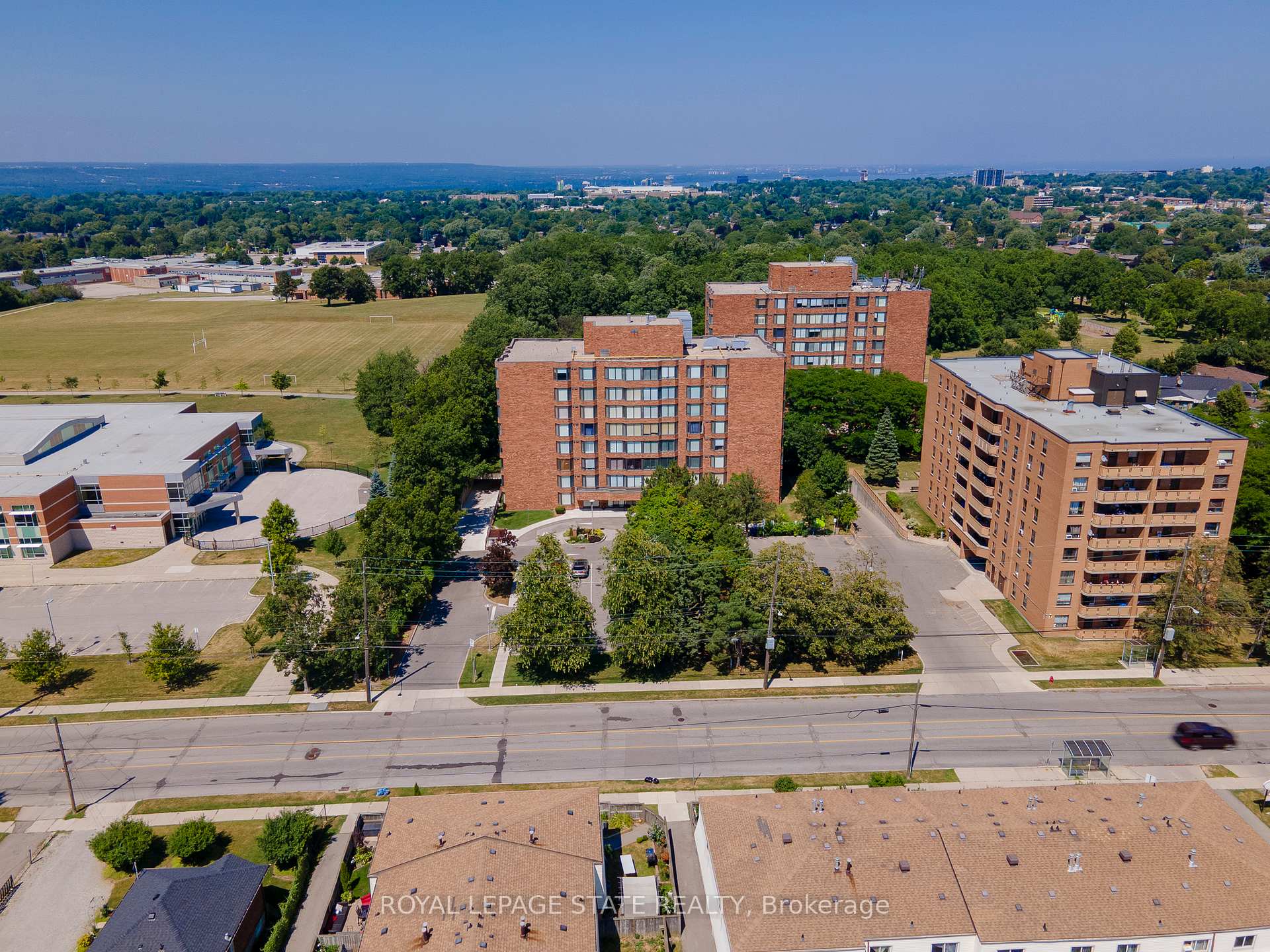 Photo 37 of Unit 105, 200 Limeridge Road W, Hamilton, Rolston — HOMEH