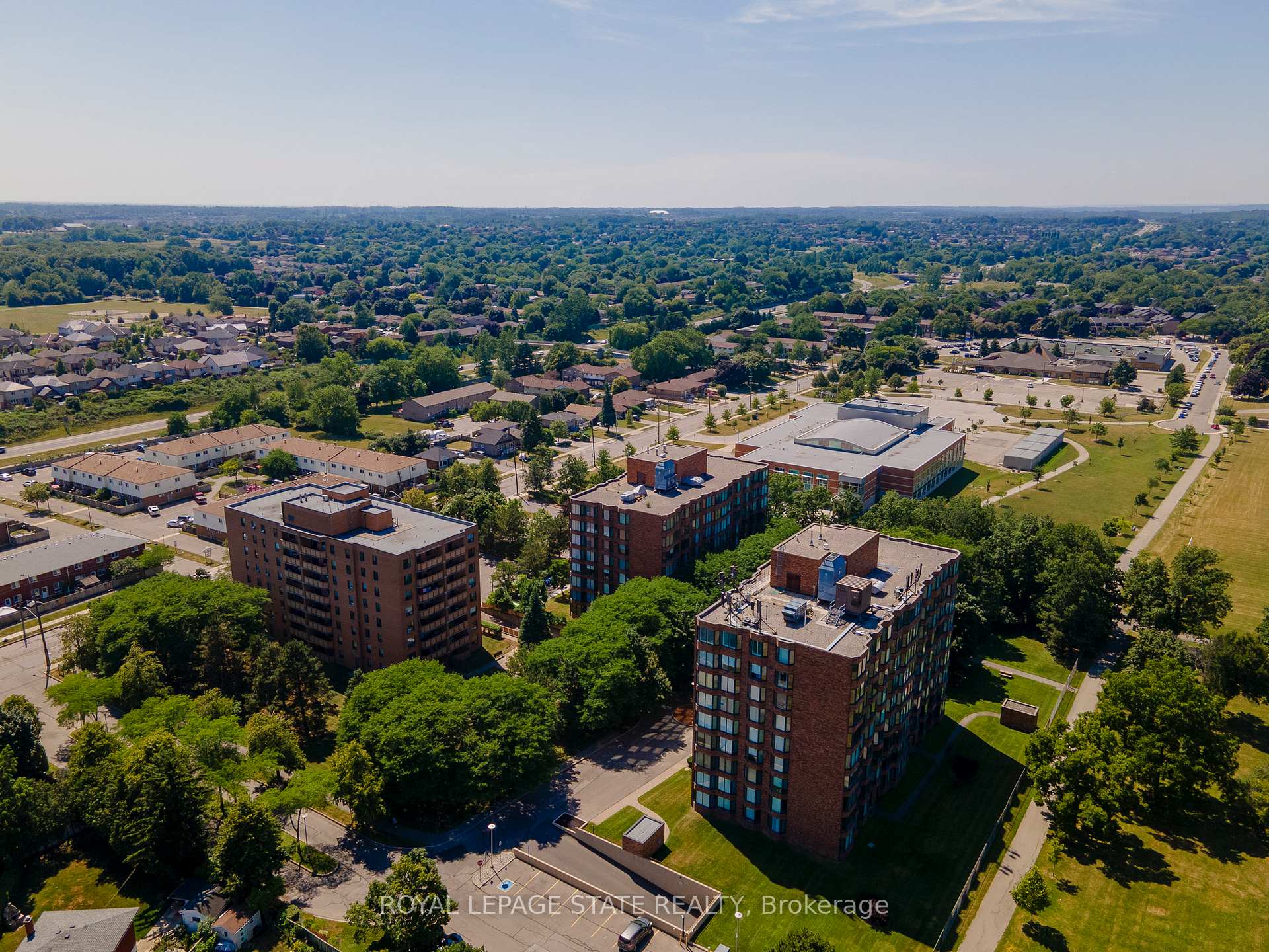 Photo 19 of Unit 105, 200 Limeridge Road W, Hamilton, Rolston — HOMEH