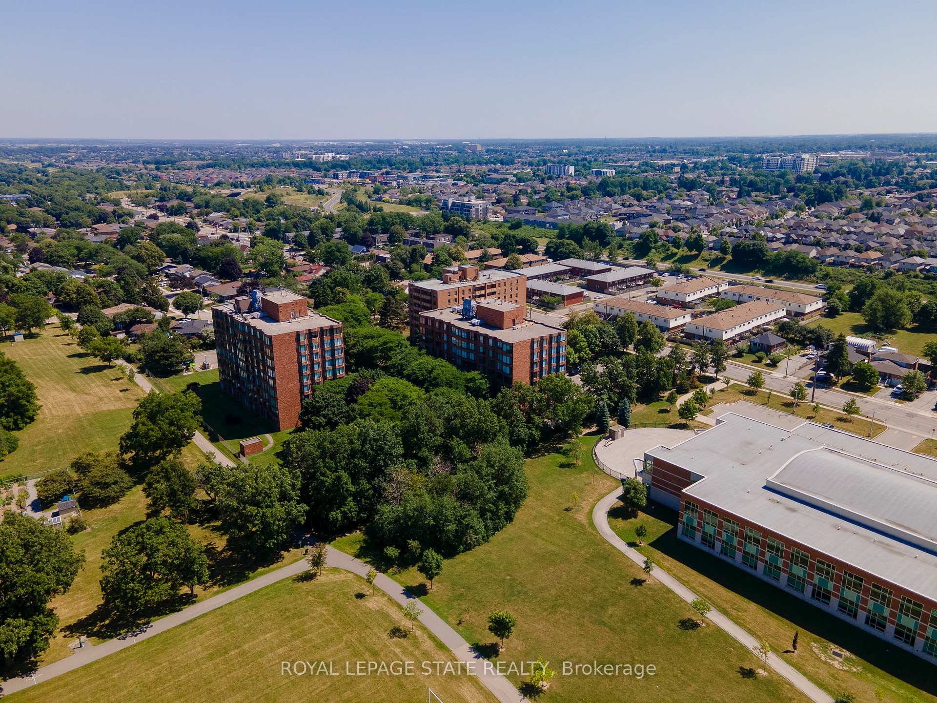 Photo 22 of Unit 105, 200 Limeridge Road W, Hamilton, Rolston — HOMEH