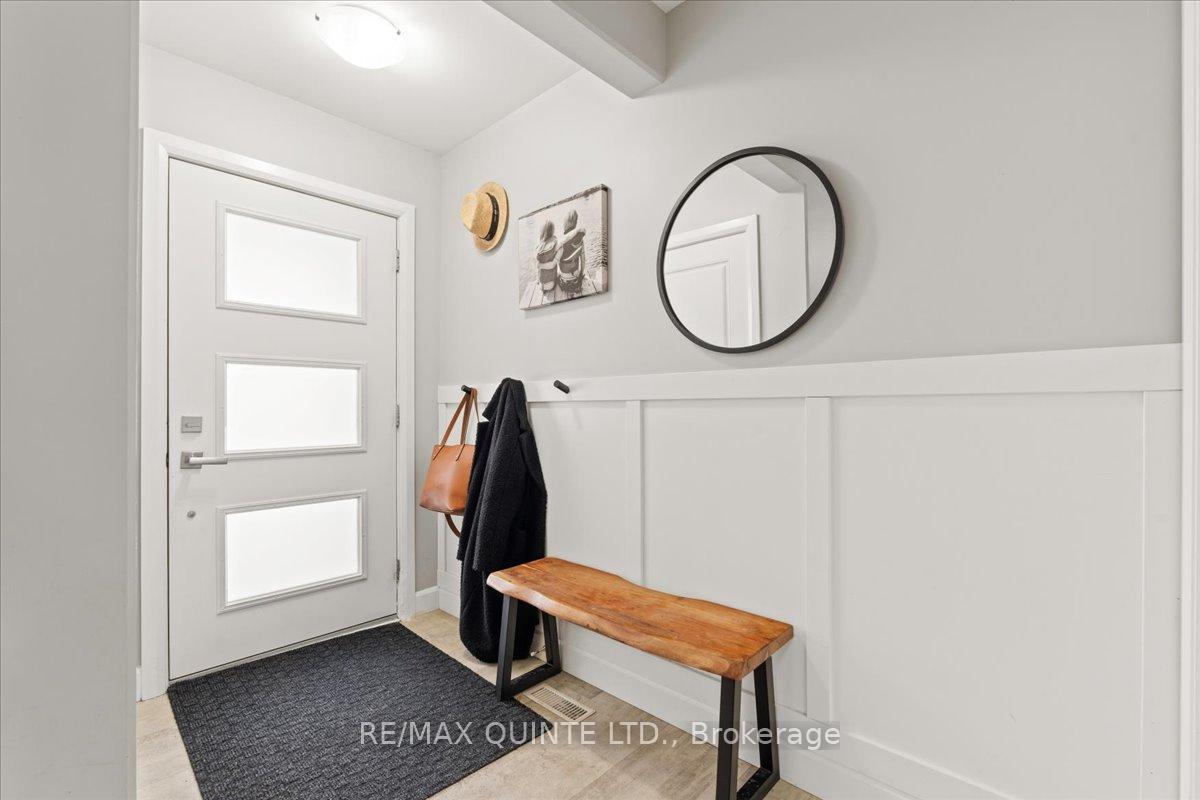 Photo 5 of 19 Dewal Place, Belleville, Belleville Ward — HOMEH
