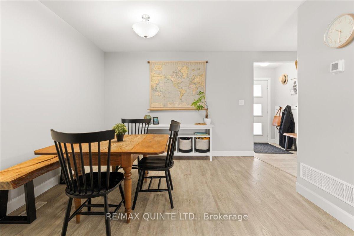 Photo 7 of 19 Dewal Place, Belleville, Belleville Ward — HOMEH
