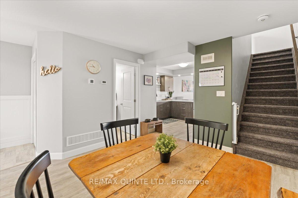 Photo 9 of 19 Dewal Place, Belleville, Belleville Ward — HOMEH