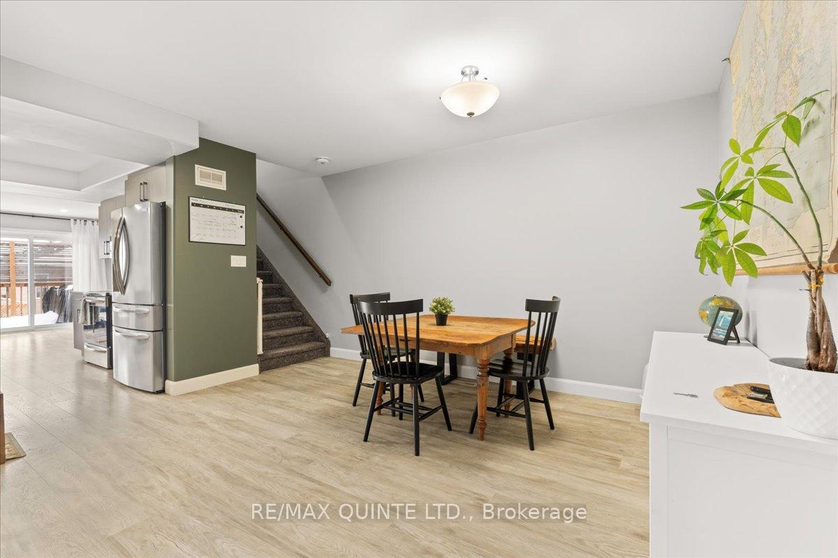 Photo 10 of 19 Dewal Place, Belleville, Belleville Ward — HOMEH