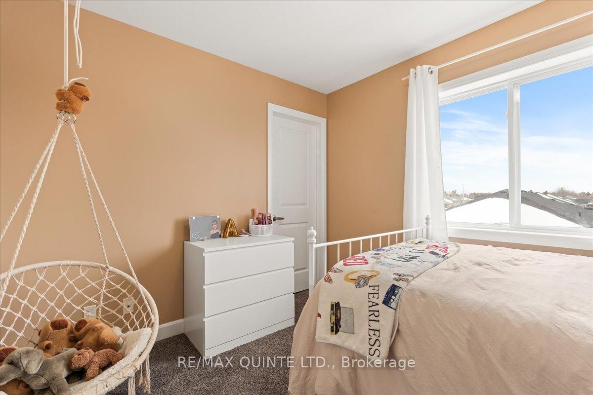 Photo 27 of 19 Dewal Place, Belleville, Belleville Ward — HOMEH