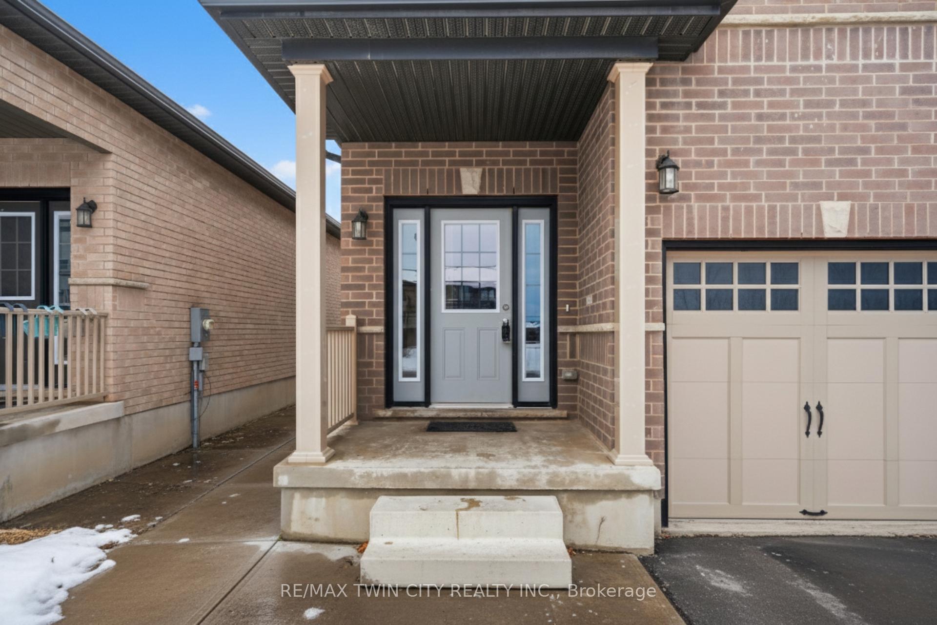 Photo 2 of 126 Tartan Avenue, Kitchener — HOMEH