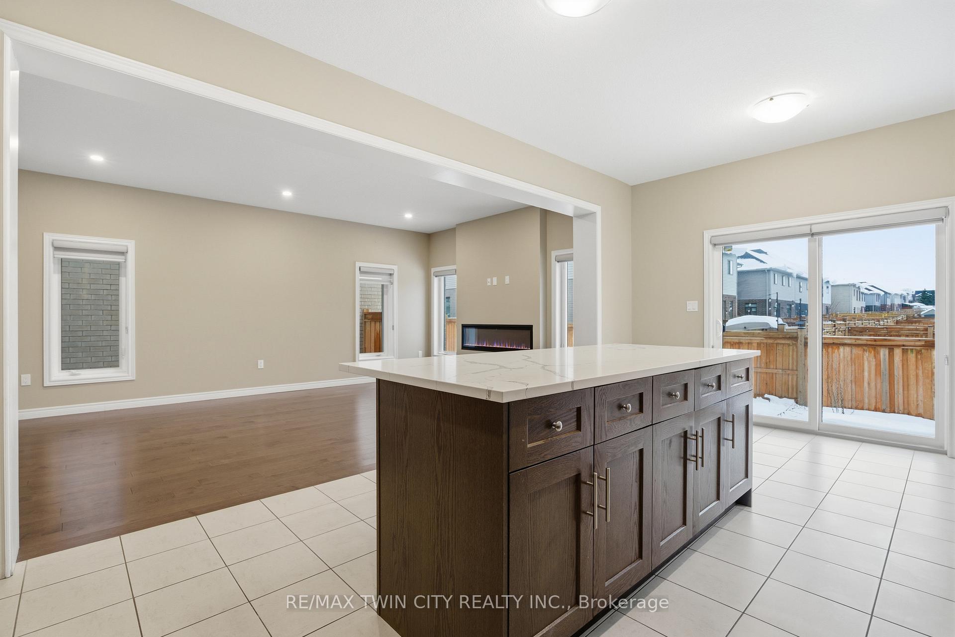 Photo 8 of 126 Tartan Avenue, Kitchener — HOMEH