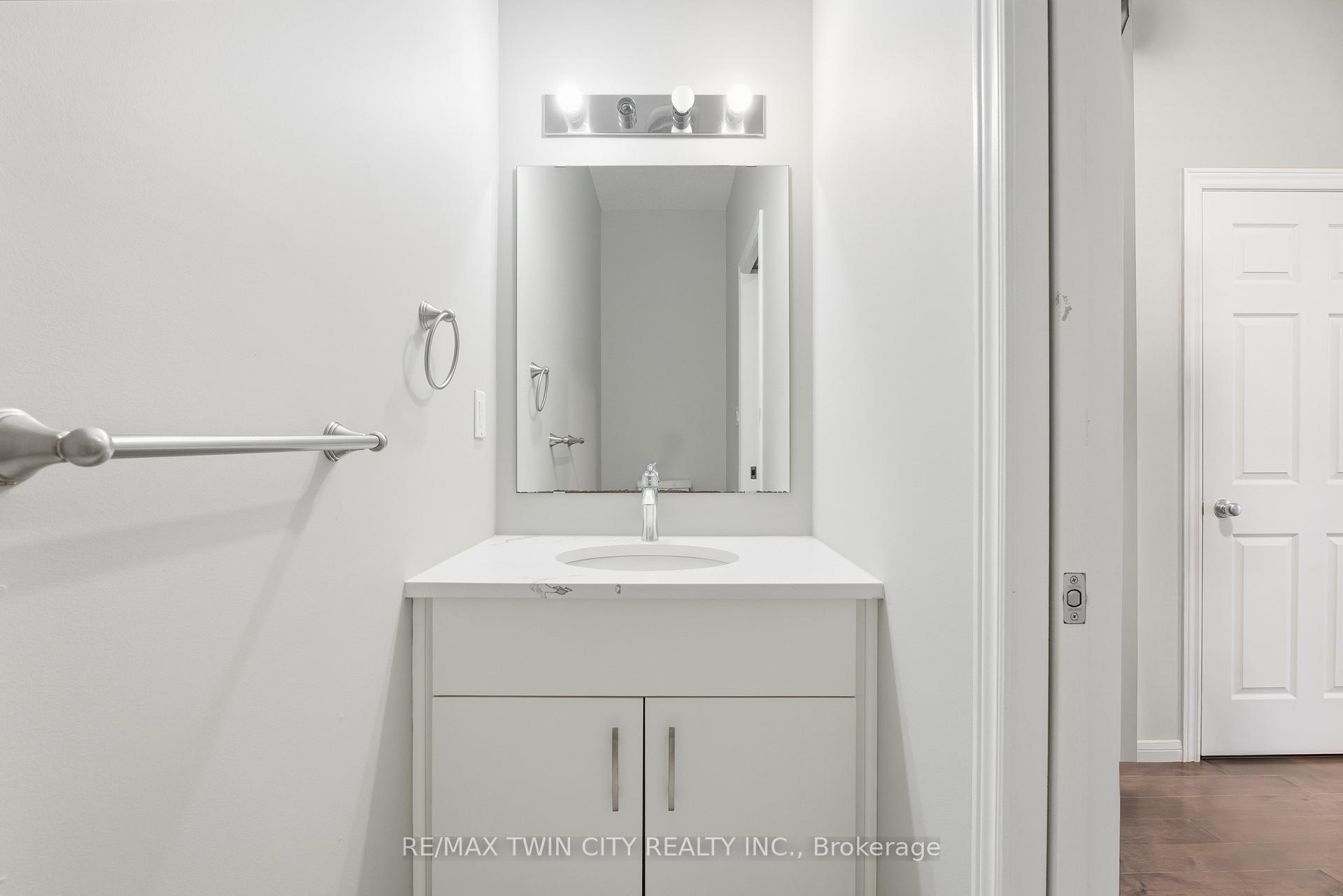 Photo 17 of 126 Tartan Avenue, Kitchener — HOMEH