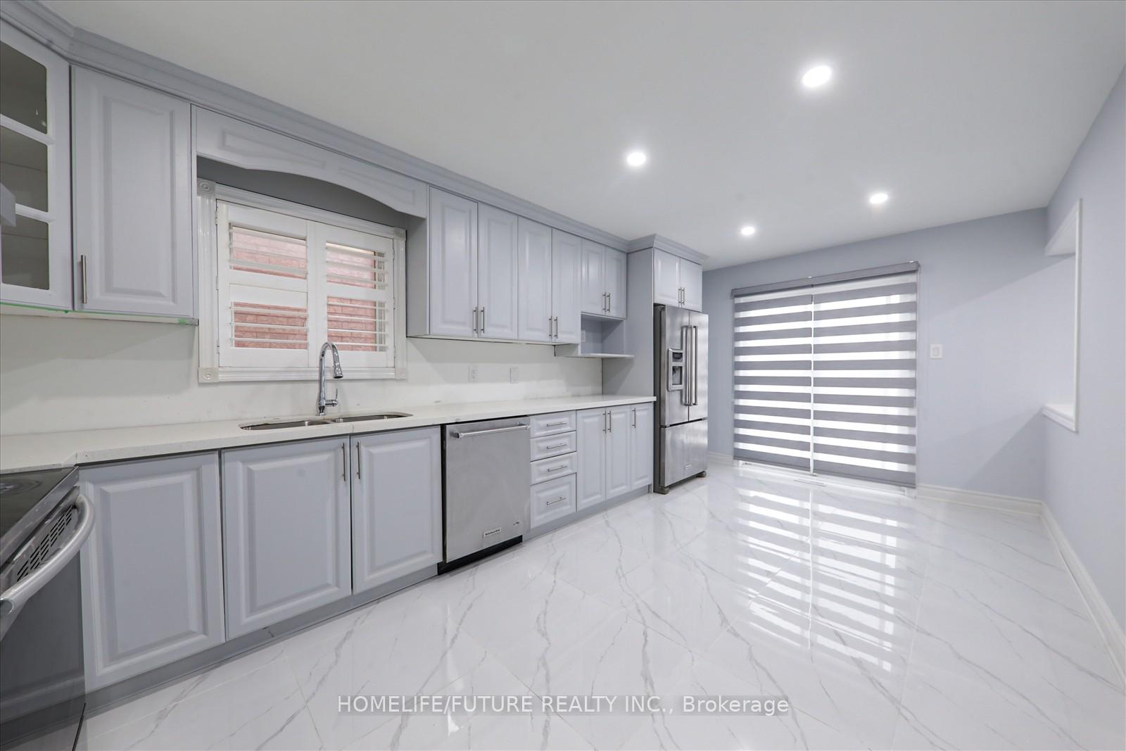 Photo 6 of Unit Main & 2nd, 231 Timberlane Drive, Brampton, Fletcher's Creek South — HOMEH