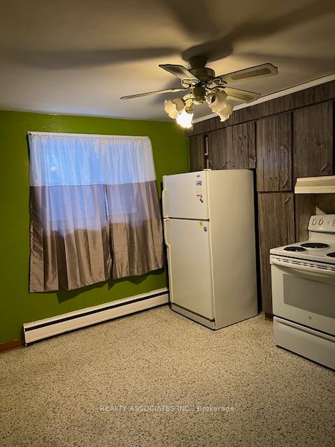 Photo 6 of Unit upper, 586 Warden Avenue, Scarborough, Oakridge — HOMEH