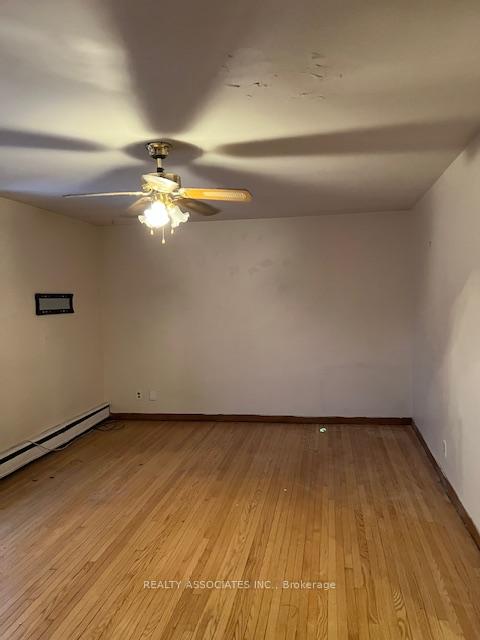 Photo 5 of Unit upper, 586 Warden Avenue, Scarborough, Oakridge — HOMEH