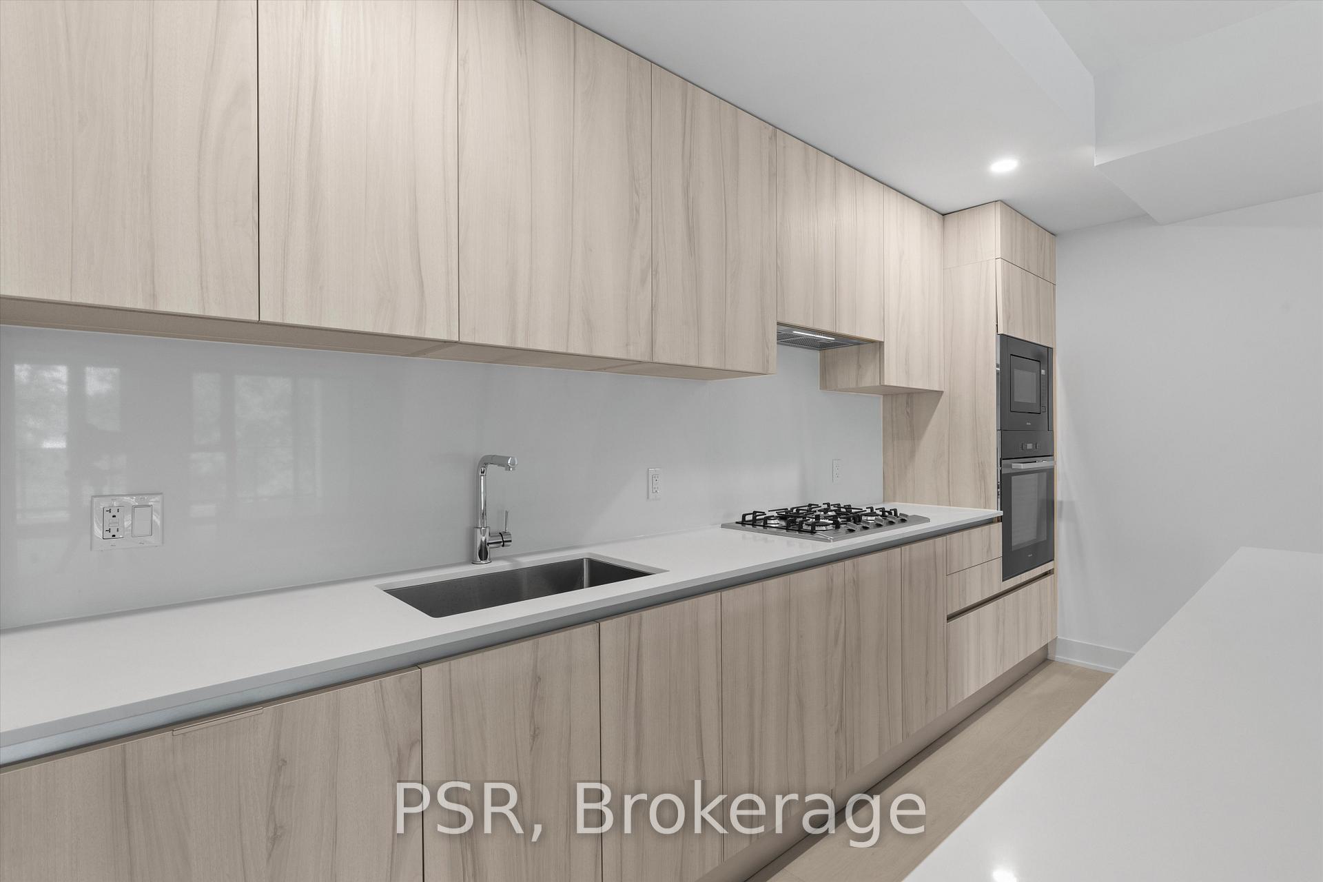 Photo 3 of Unit 303, 200 Keewatin Avenue, Toronto, Mount Pleasant East — HOMEH