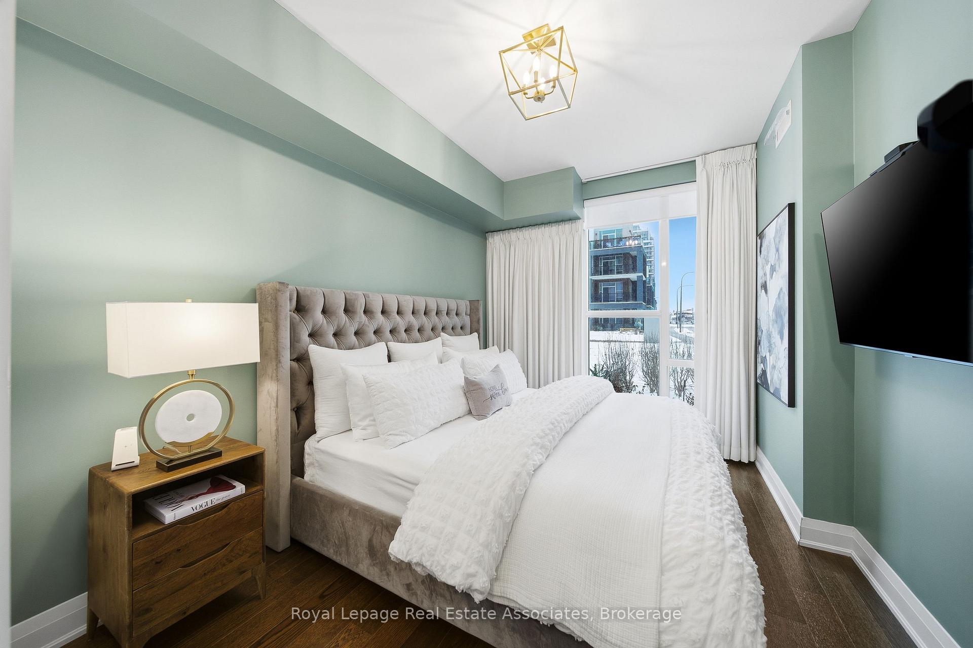 Photo 6 of Unit 112, 16 Concord Place, Grimsby, Grimsby Beach — HOMEH