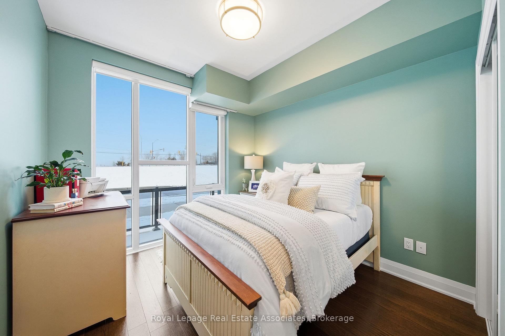 Photo 7 of Unit 112, 16 Concord Place, Grimsby, Grimsby Beach — HOMEH