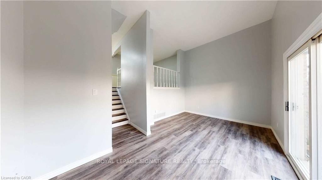 Photo 4 of Unit 43, 51 Paulander Drive, Kitchener, Victoria Hills — HOMEH