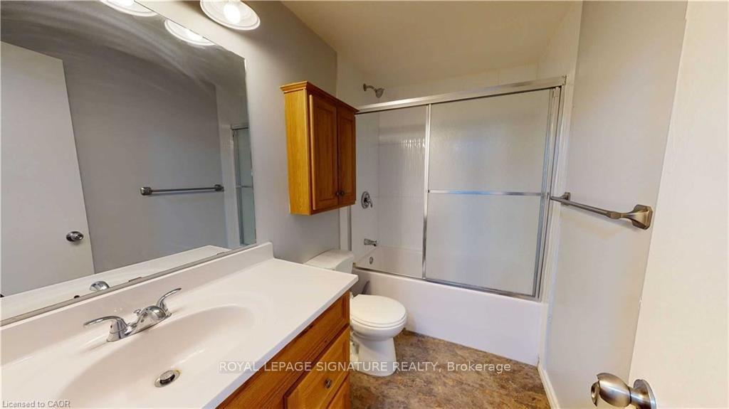 Photo 5 of Unit 43, 51 Paulander Drive, Kitchener, Victoria Hills — HOMEH