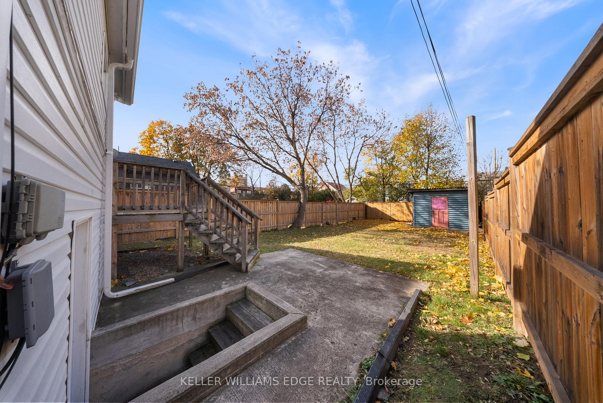 Photo 4 of 23 Wexford Avenue N, Hamilton, Crown Point — HOMEH