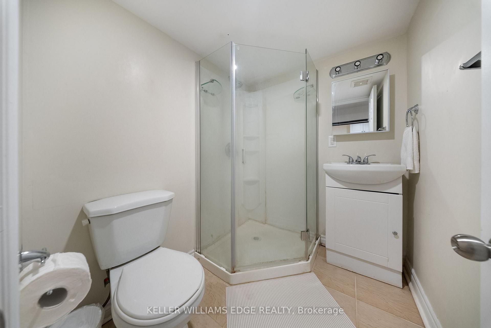 Photo 20 of 23 Wexford Avenue N, Hamilton, Crown Point — HOMEH