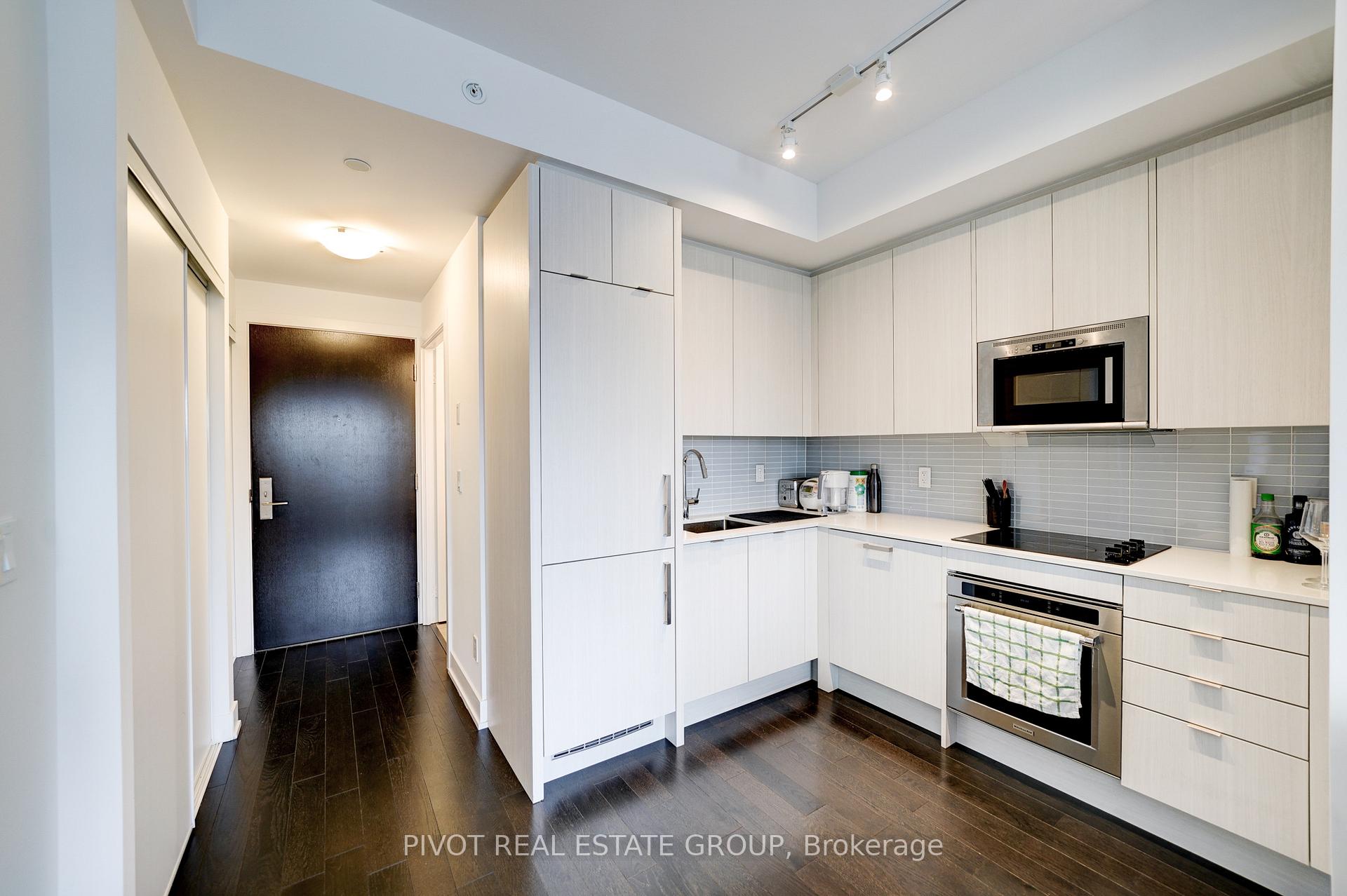 Photo 12 of Unit 701, 181 Bedford Road, Toronto, The Annex — HOMEH