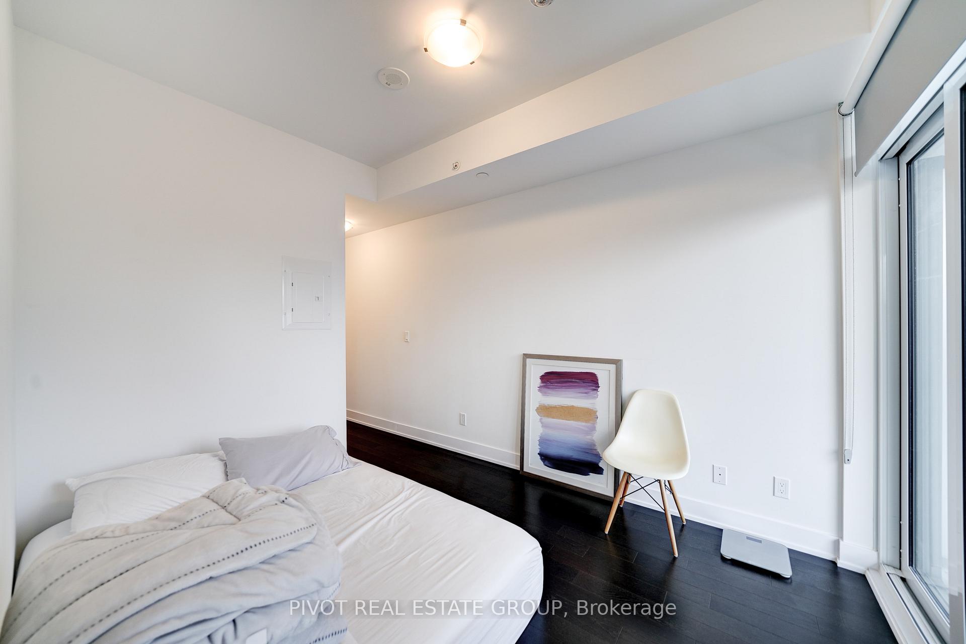 Photo 3 of Unit 701, 181 Bedford Road, Toronto, The Annex — HOMEH