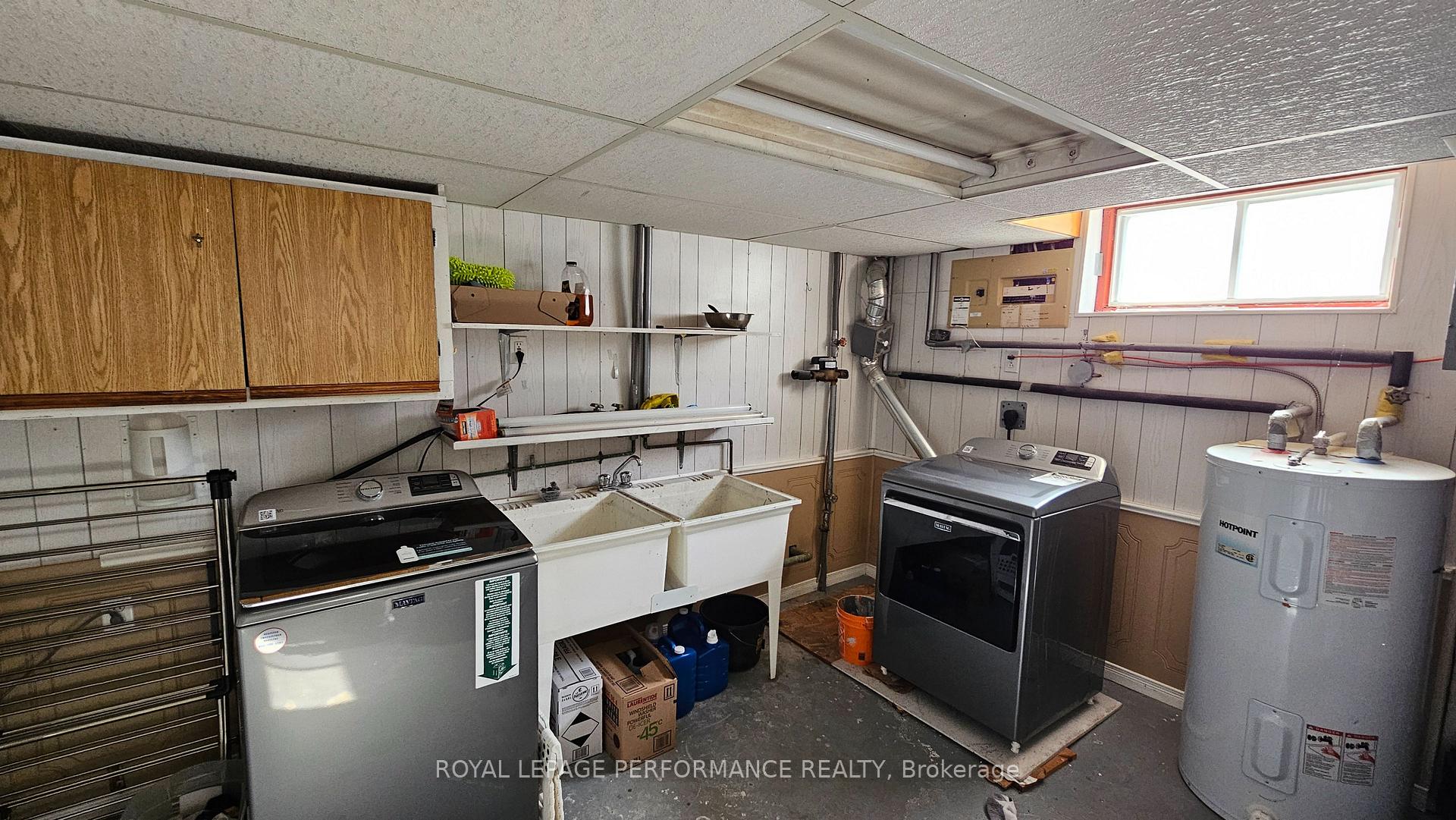 Photo 33 of 1208 Henry Street W, Cornwall — HOMEH
