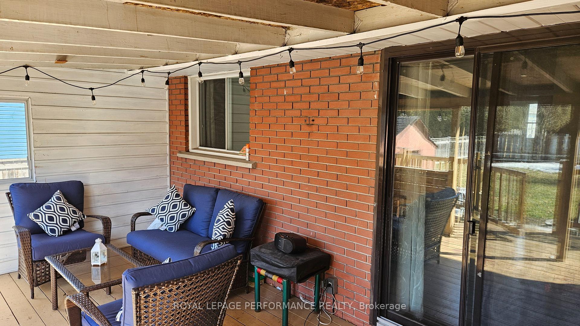 Photo 34 of 1208 Henry Street W, Cornwall — HOMEH