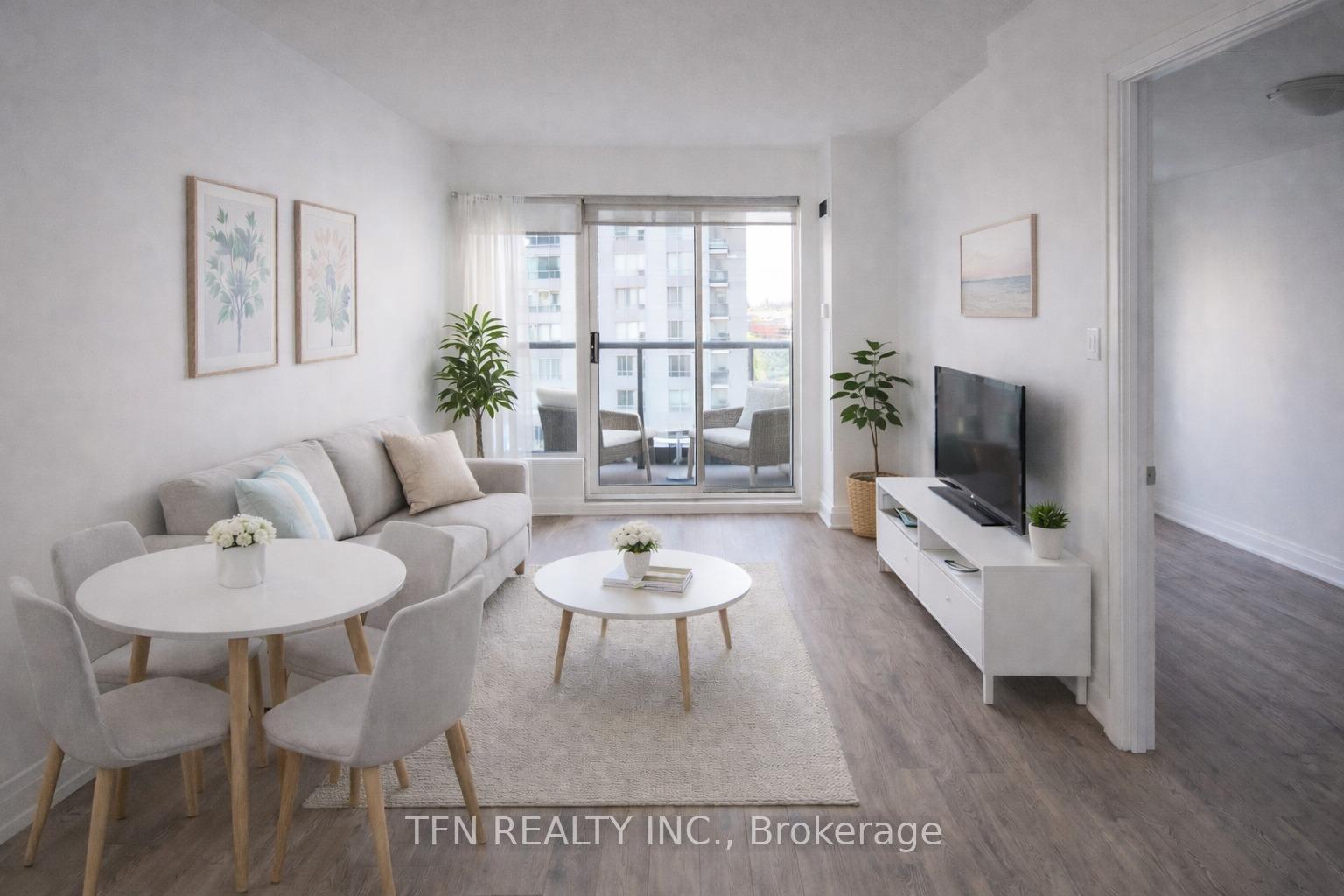 Photo 3 of Unit 807, 30 North Park Road, Vaughan, Beverley Glen — HOMEH