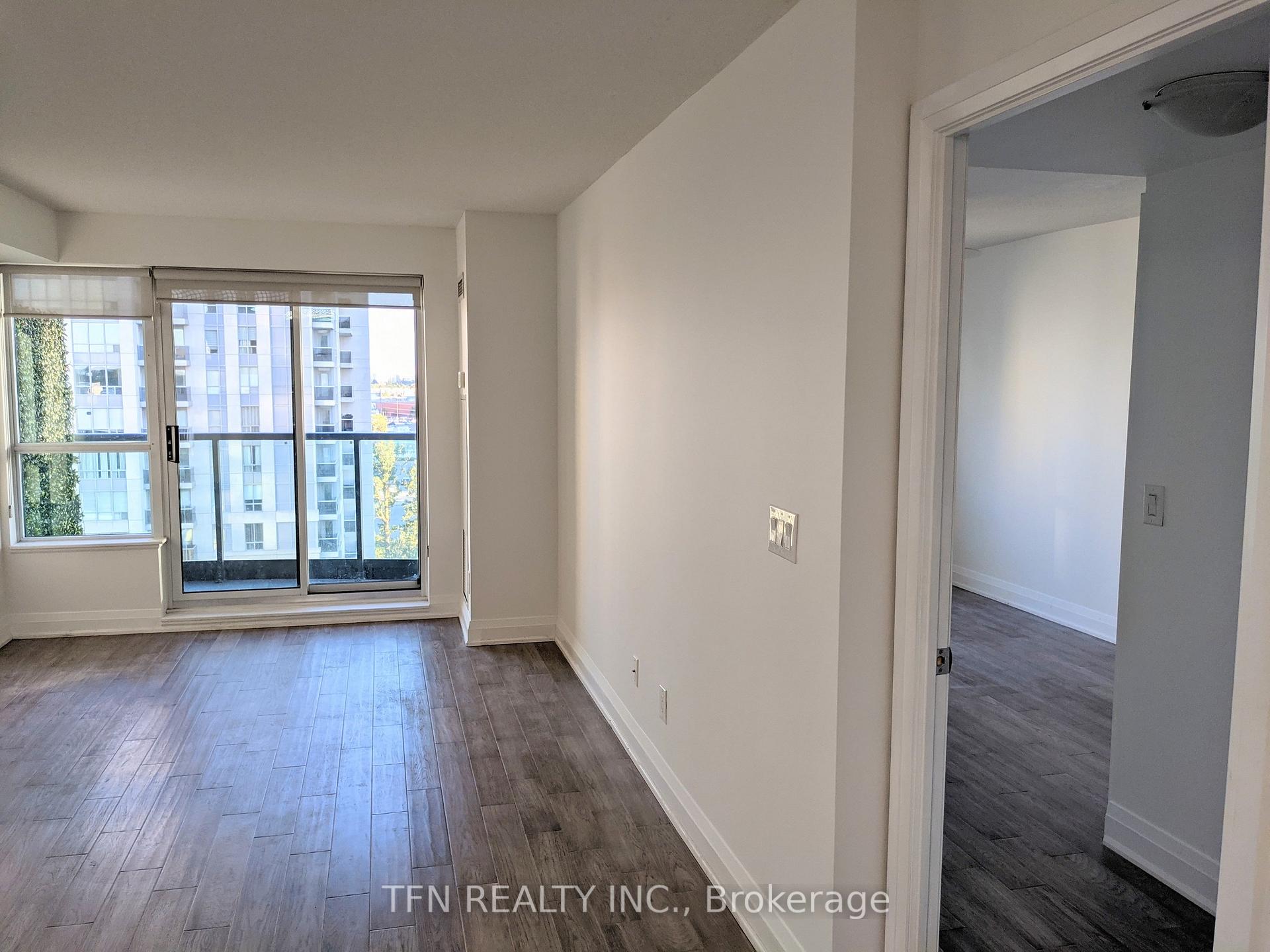 Photo 8 of Unit 807, 30 North Park Road, Vaughan, Beverley Glen — HOMEH