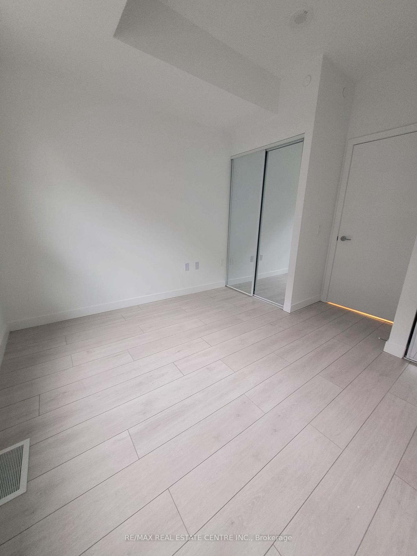 Photo 2 of Unit 111 B, 1604 Charles Street, Whitby, Port Whitby — HOMEH