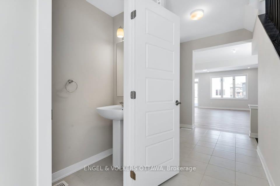 Photo 3 of 270 Orminston Crescent, Ottawa, Barrhaven - Stonebridge — HOMEH