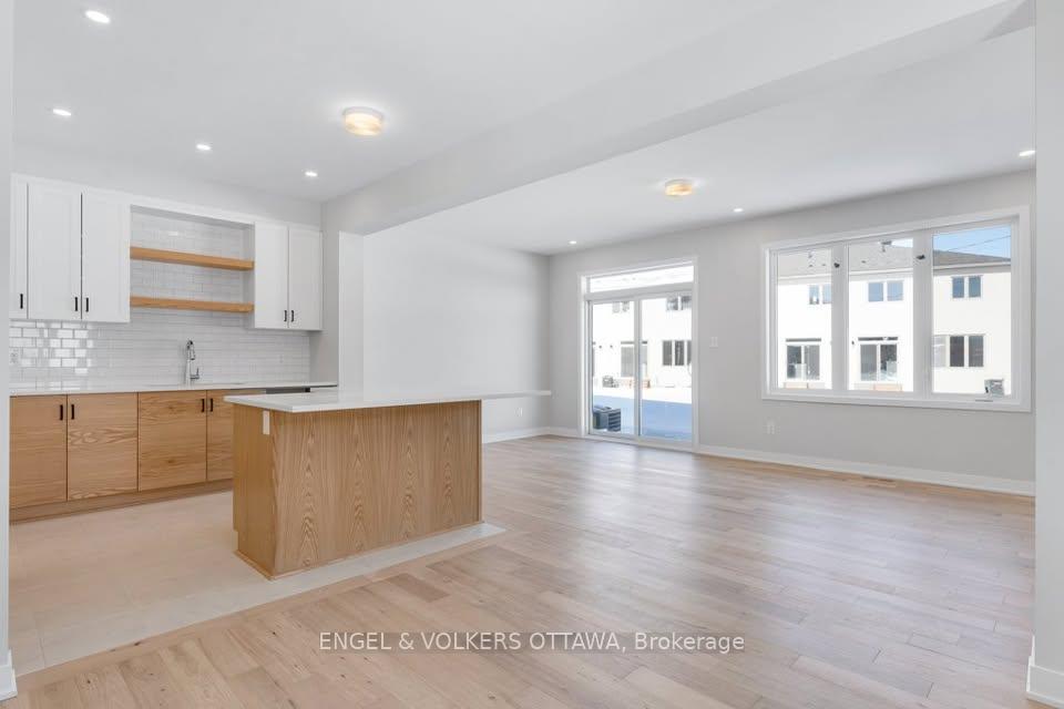 Photo 4 of 270 Orminston Crescent, Ottawa, Barrhaven - Stonebridge — HOMEH
