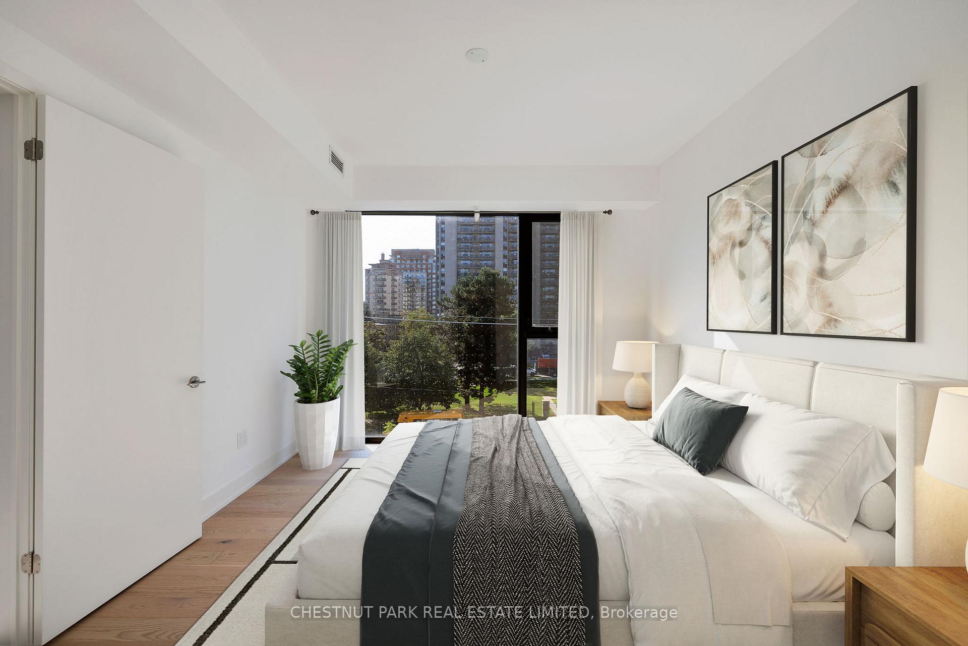 Photo 3 of Unit PH406, 200 Keewatin Avenue, Toronto, Mount Pleasant East — HOMEH