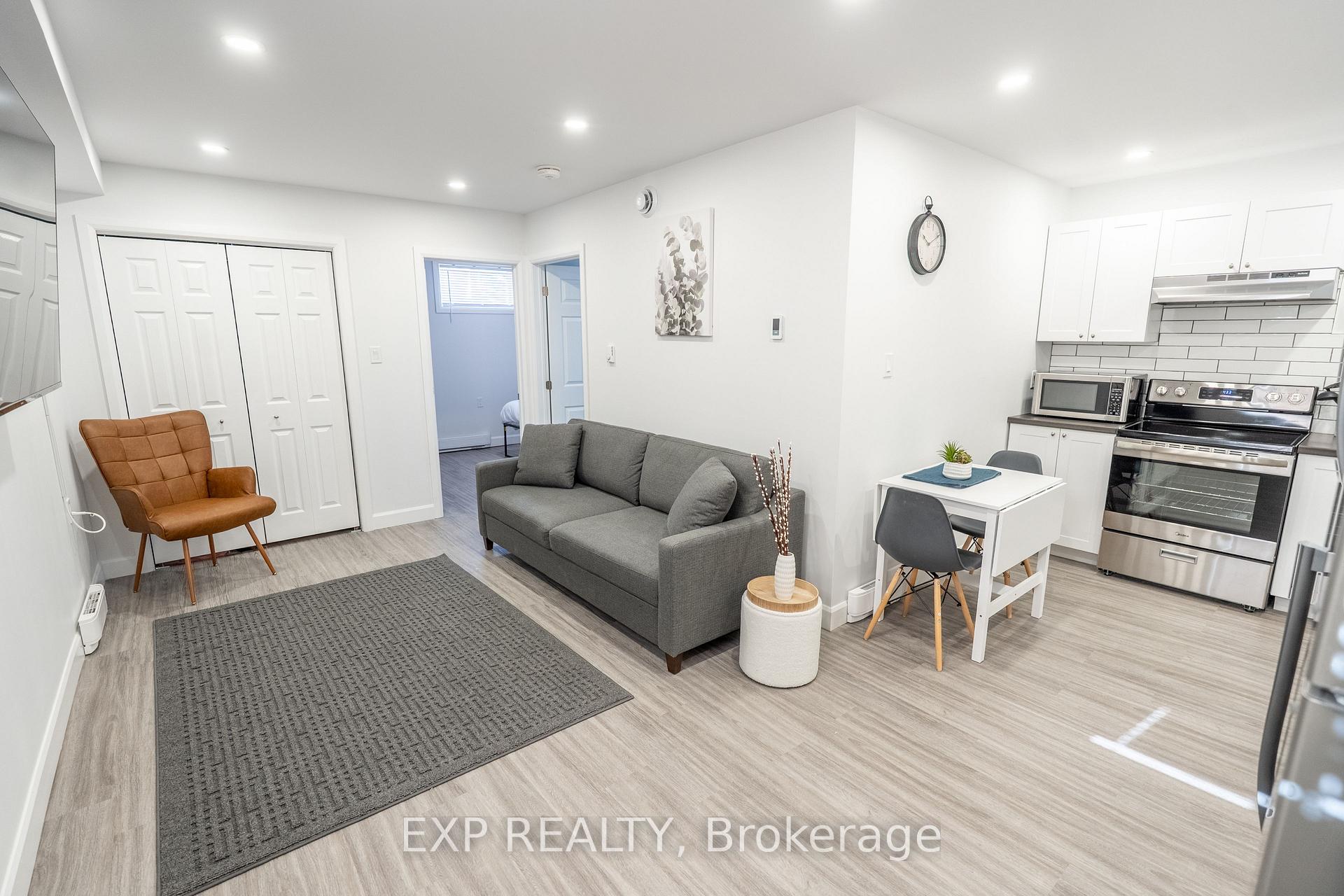 Photo 2 of 625 Montreal Road, Cornwall — HOMEH