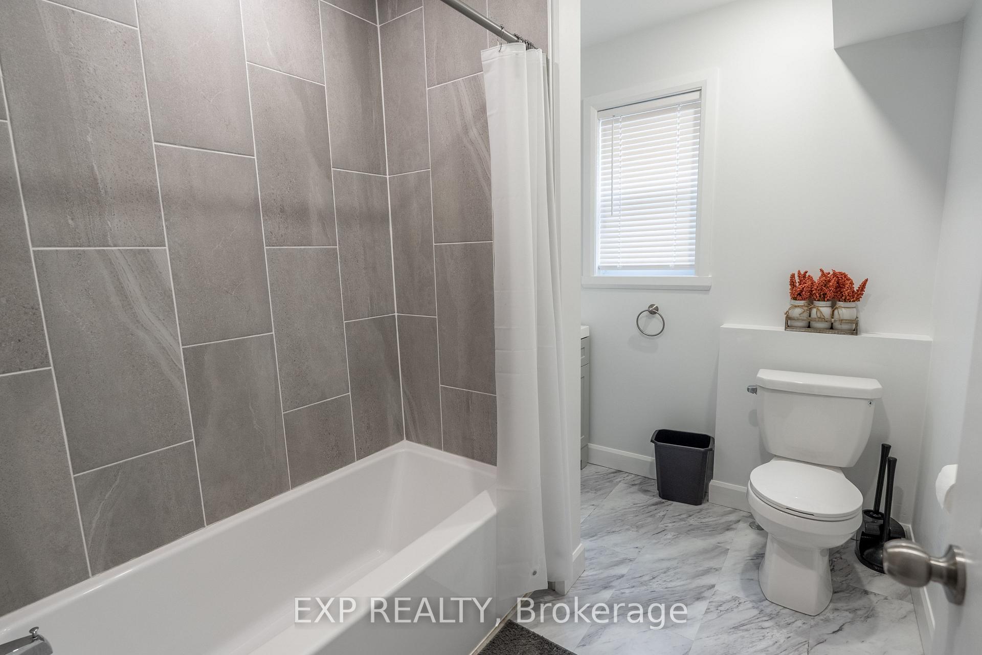 Photo 9 of 625 Montreal Road, Cornwall — HOMEH