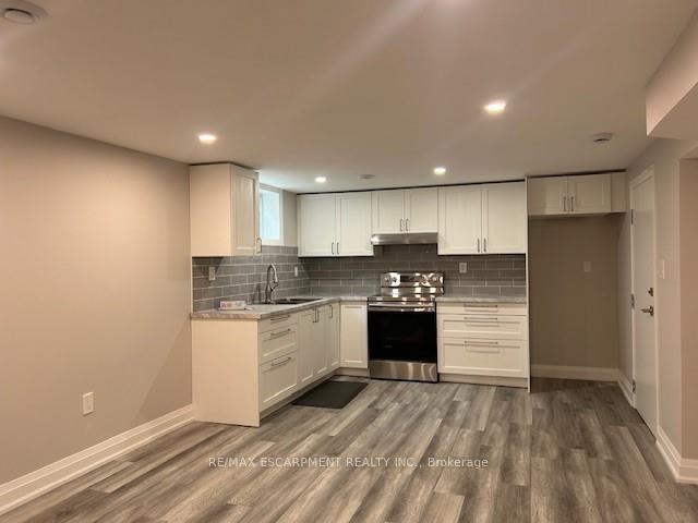 Photo 2 of 699 Ninth Avenue, Hamilton, Hampton Heights — HOMEH