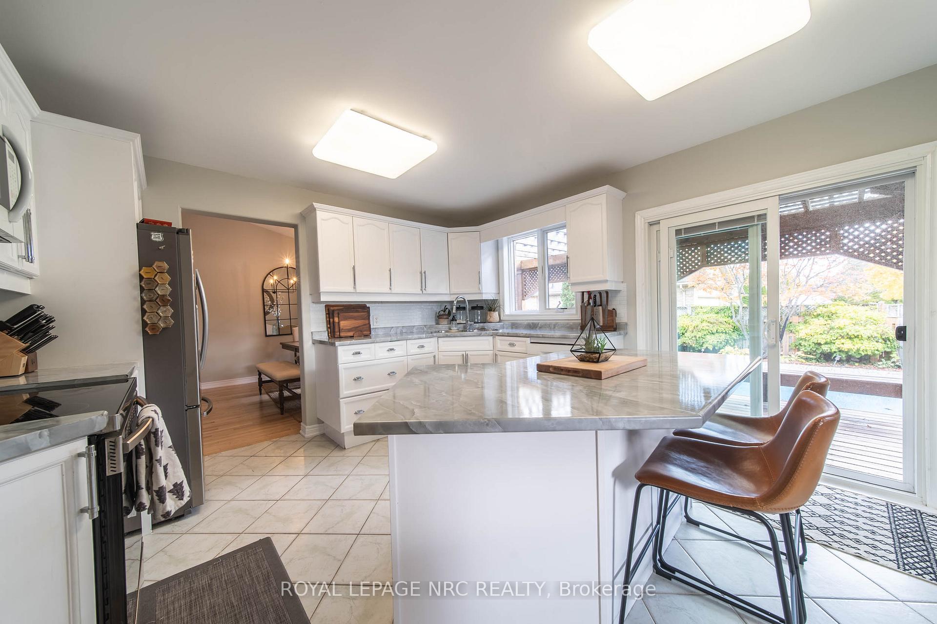 Photo 27 of 7955 Harvest Crescent, Niagara Falls, Ascot — HOMEH